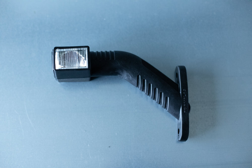 Lange steel zijmarkeringslamp